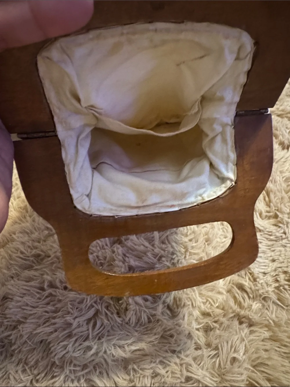Vintage whimsy Cream Floral Embroidered Handbag with Brown Wood Handle